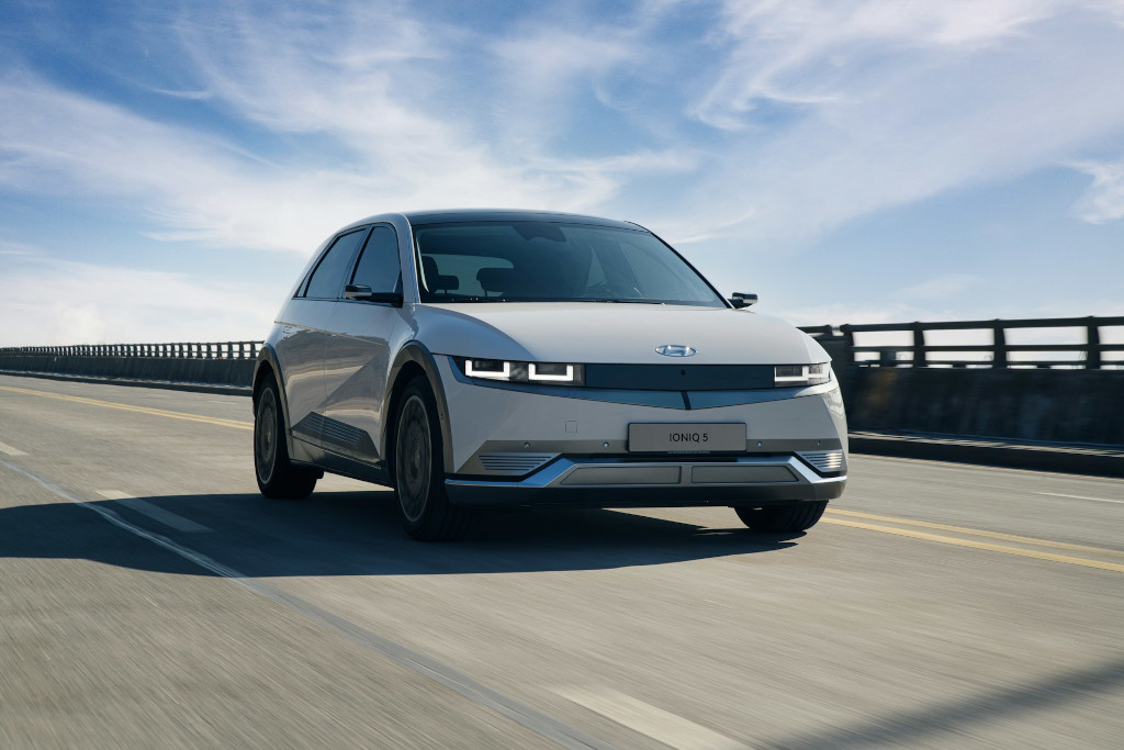 Electric vehicles - a climate tech investment trend